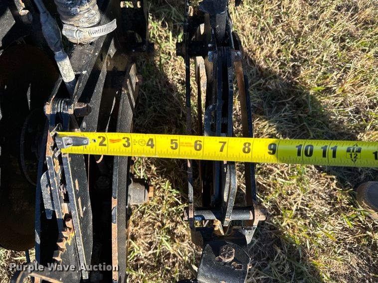 image for item DX3896 Crust Buster 4000 grain drill