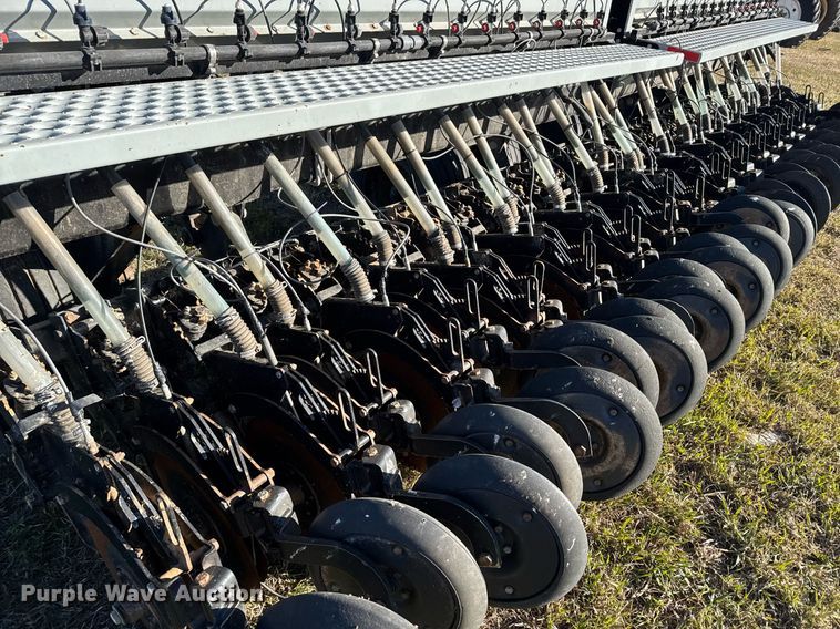 image for item DX3896 Crust Buster 4000 grain drill