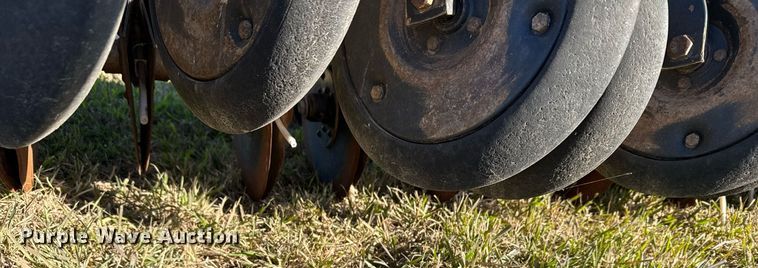 image for item DX3896 Crust Buster 4000 grain drill