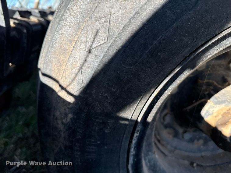 image for item DX3896 Crust Buster 4000 grain drill