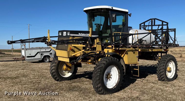 image for item DX3897 RoGator 664 sprayer