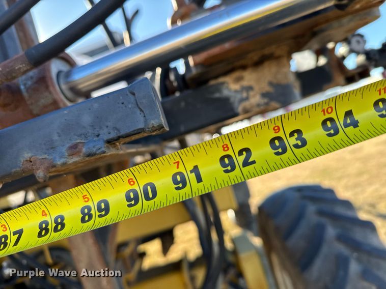 image for item DX3897 RoGator 664 sprayer