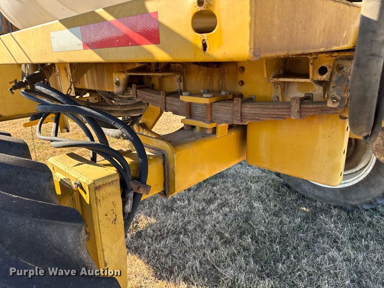 image for item DX3897 RoGator 664 sprayer