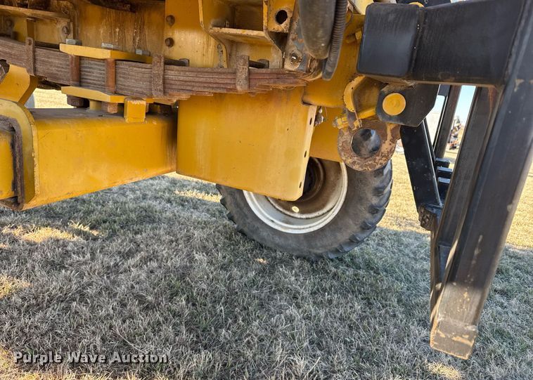 image for item DX3897 RoGator 664 sprayer