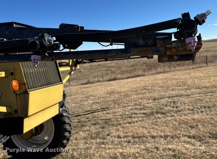 image for item DX3897 RoGator 664 sprayer