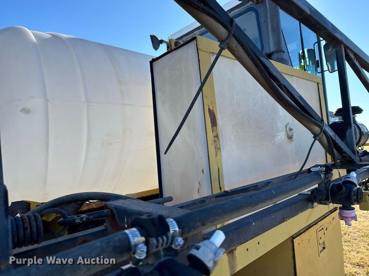 image for item DX3897 RoGator 664 sprayer