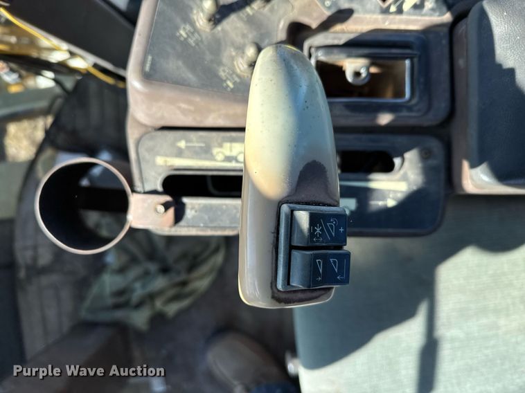 image for item DX3897 RoGator 664 sprayer