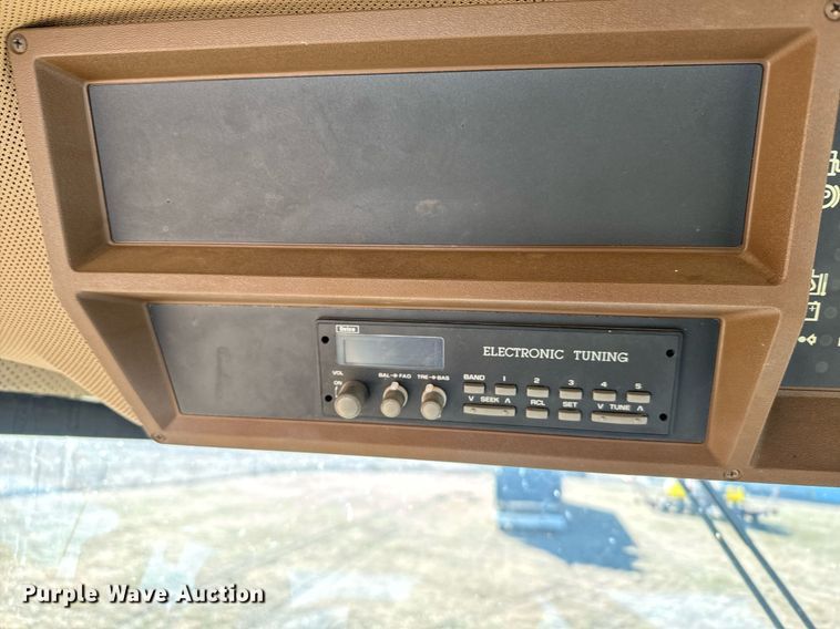 image for item DX3897 RoGator 664 sprayer