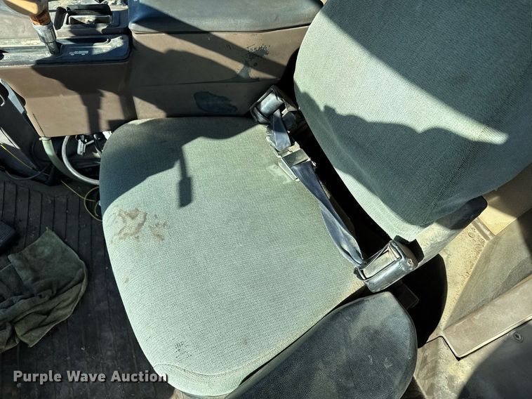 image for item DX3897 RoGator 664 sprayer