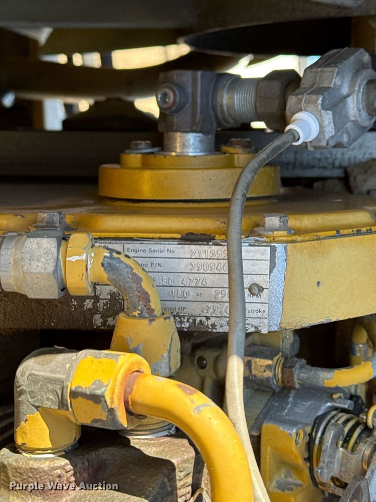 image for item DX3897 RoGator 664 sprayer