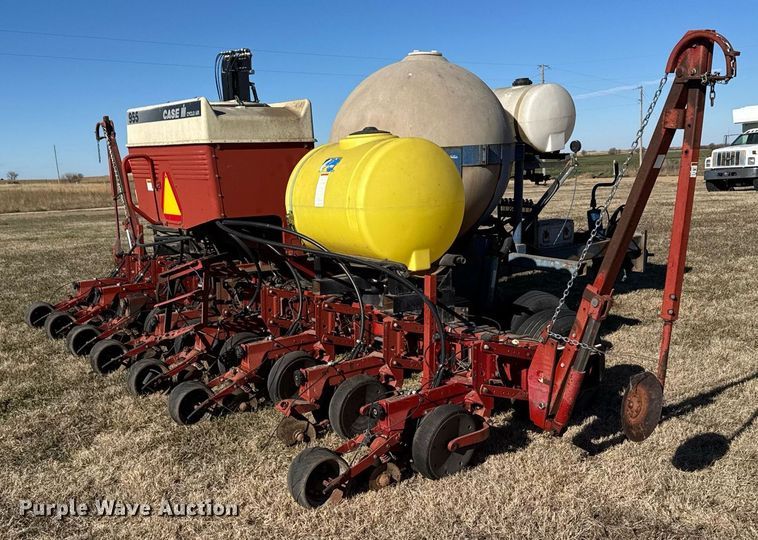 image for item DX3898 Case IH 955 planter