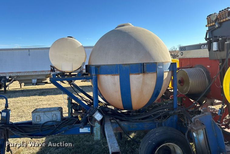 image for item DX3898 Case IH 955 planter