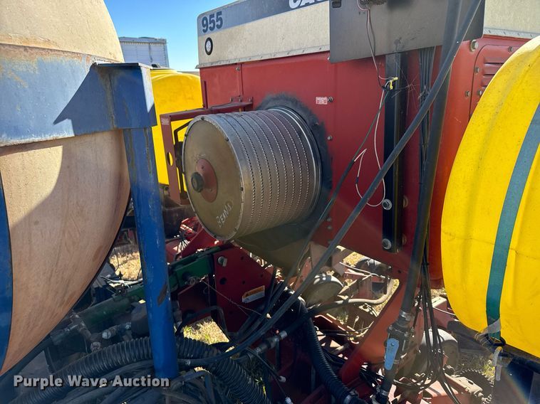 image for item DX3898 Case IH 955 planter