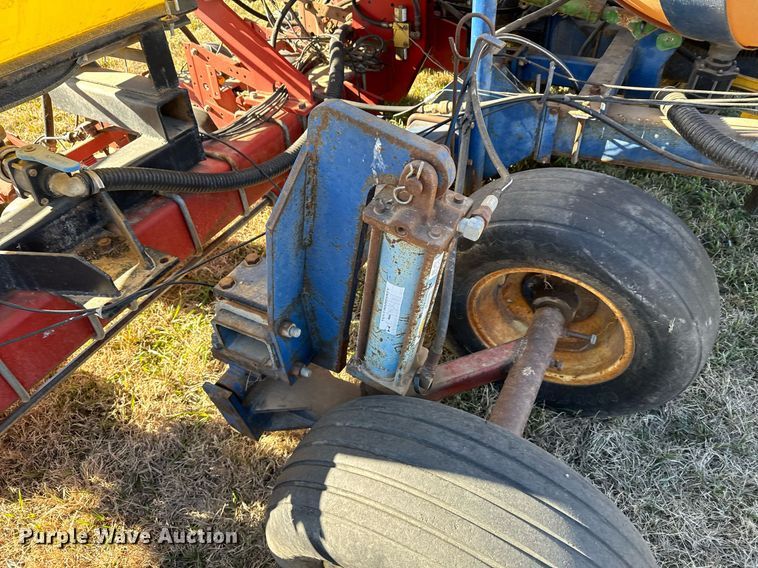 image for item DX3898 Case IH 955 planter