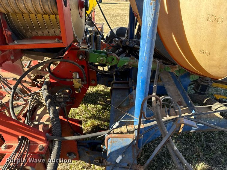 image for item DX3898 Case IH 955 planter