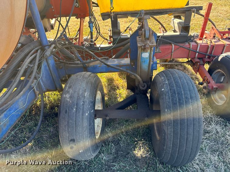 image for item DX3898 Case IH 955 planter