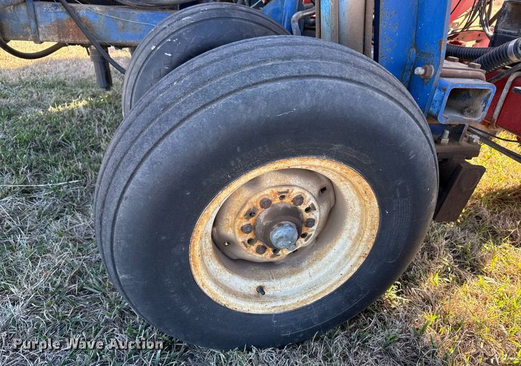 image for item DX3898 Case IH 955 planter