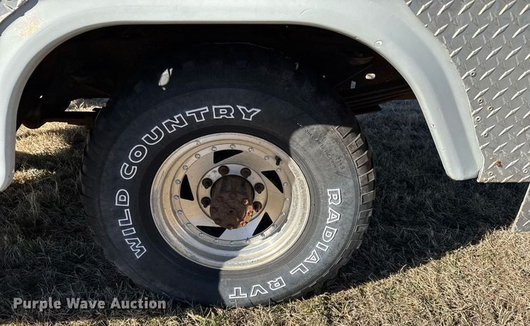 image for item DX3899 Shop built service body trailer