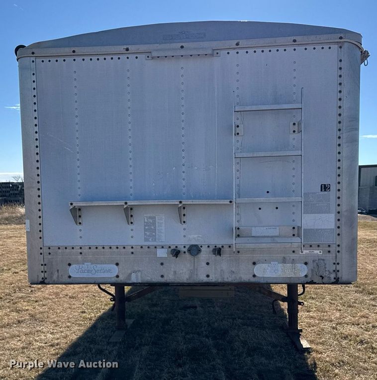 image for item DX3901 1992 Wilson DWH-200 grain trailer