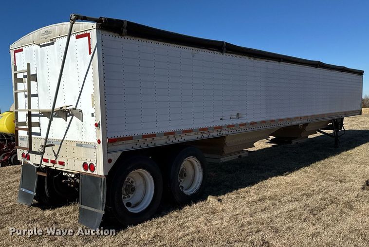 image for item DX3901 1992 Wilson DWH-200 grain trailer