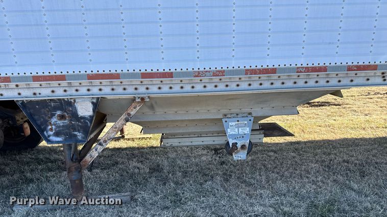 image for item DX3901 1992 Wilson DWH-200 grain trailer