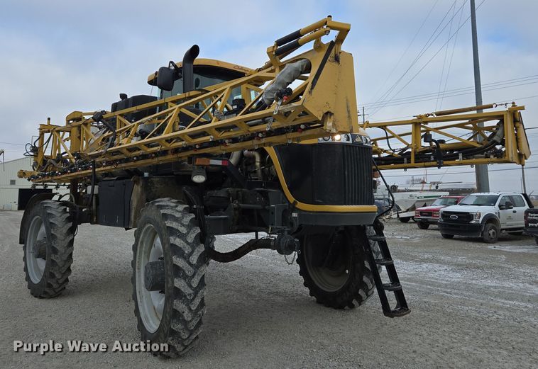 image for item EE7949 2015 Agco Rogator RG1100B sprayer