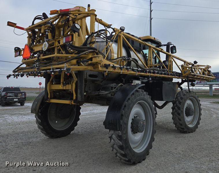 image for item EE7949 2015 Agco Rogator RG1100B sprayer
