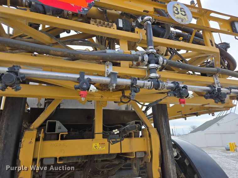 image for item EE7949 2015 Agco Rogator RG1100B sprayer