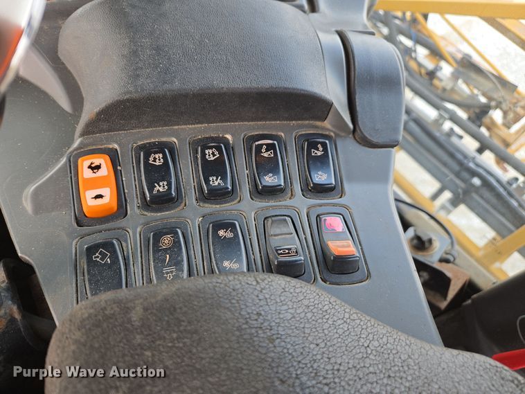 image for item EE7949 2015 Agco Rogator RG1100B sprayer