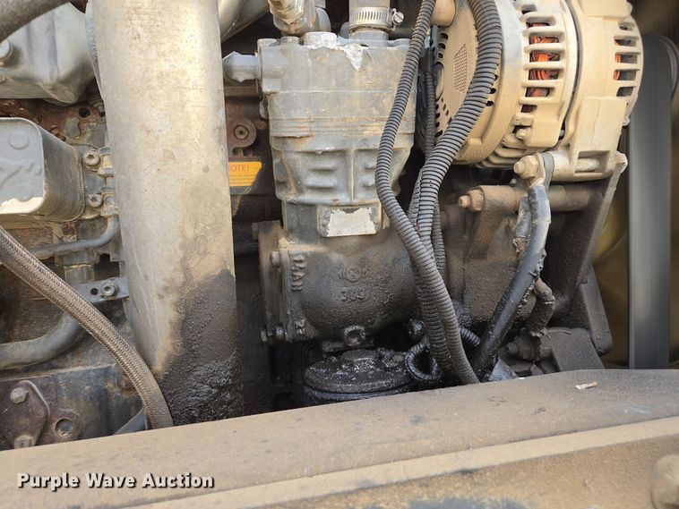 image for item EE7949 2015 Agco Rogator RG1100B sprayer