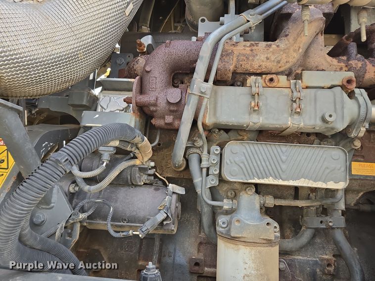 image for item EE7949 2015 Agco Rogator RG1100B sprayer