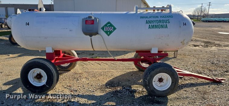 image for item EE7956 Vistron NH3 tank trailer