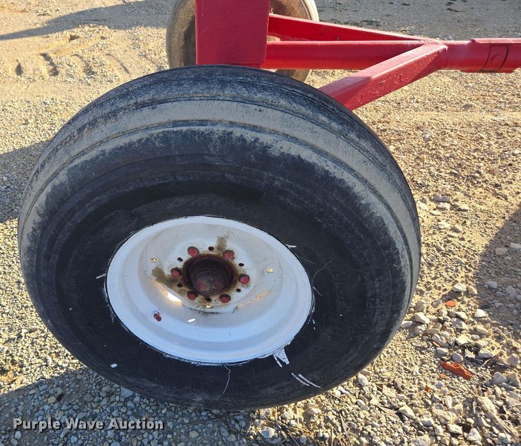 image for item EE7956 Vistron NH3 tank trailer