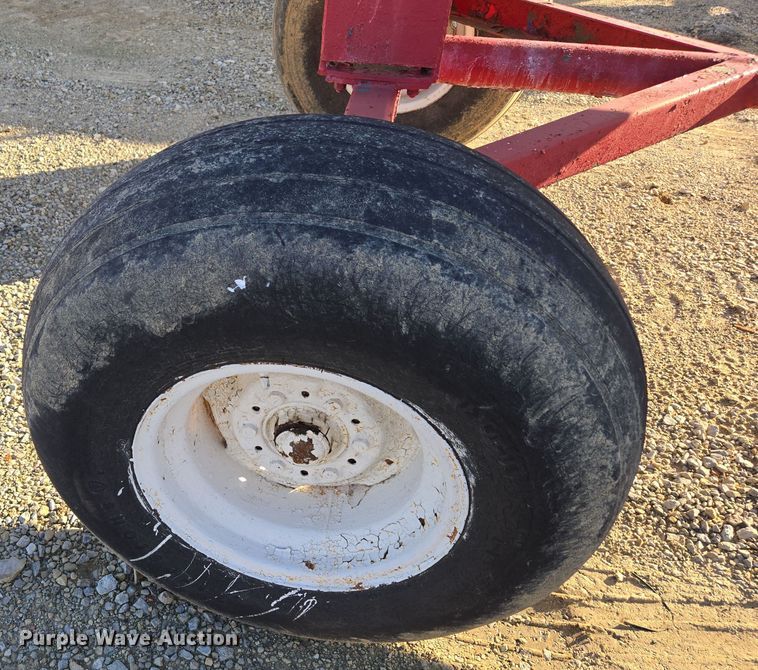 image for item EE7957 Vistron NH3 tank trailer