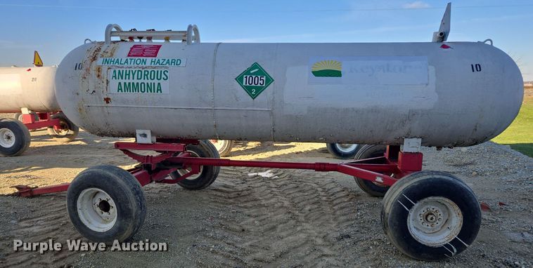 image for item EE7958 Vistron NH3 tank trailer
