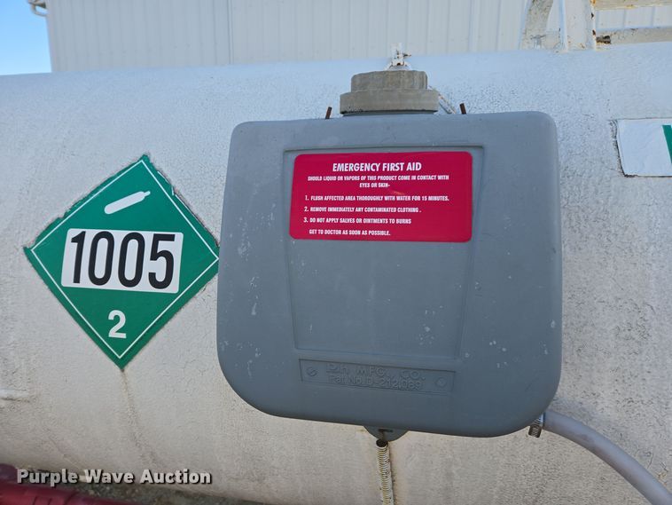 image for item EE7958 Vistron NH3 tank trailer