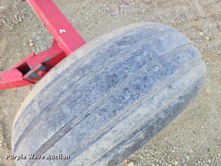 image for item EE7958 Vistron NH3 tank trailer