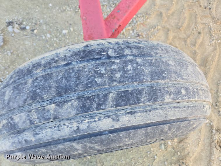 image for item EE7958 Vistron NH3 tank trailer