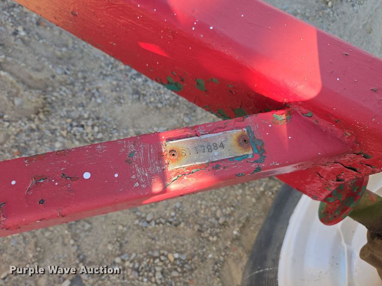 image for item EE7959 NH3 tank trailer