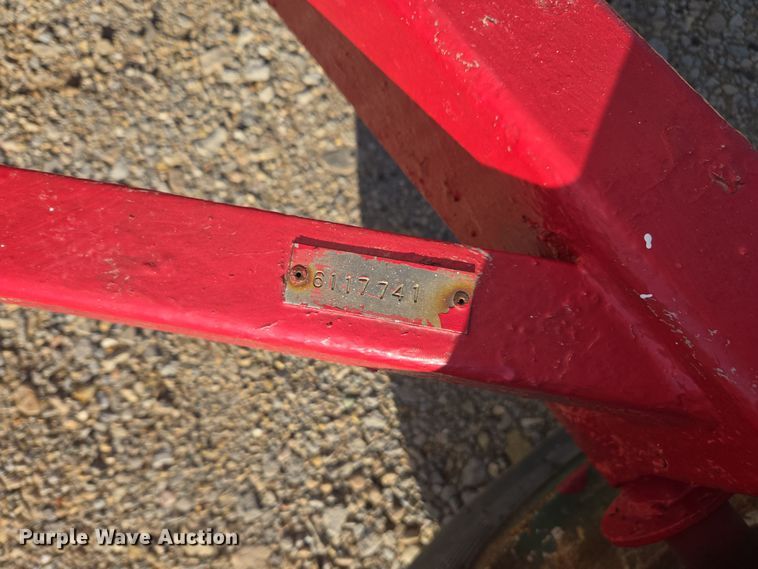 image for item EE7961 NH3 tank trailer