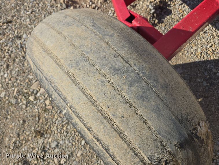 image for item EE7961 NH3 tank trailer