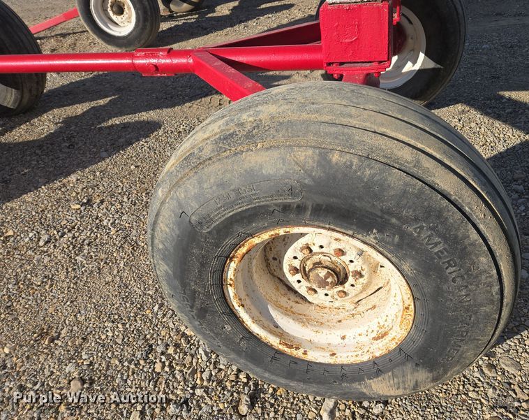 image for item EE7961 NH3 tank trailer