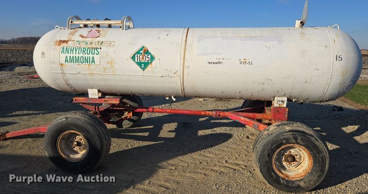 image for item EE7962 Vistron NH3 tank trailer