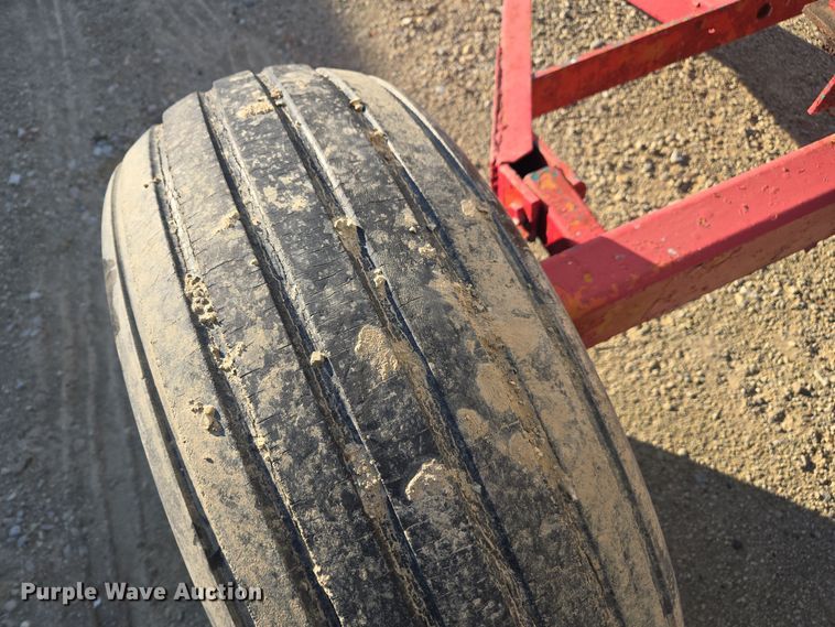 image for item EE7962 Vistron NH3 tank trailer