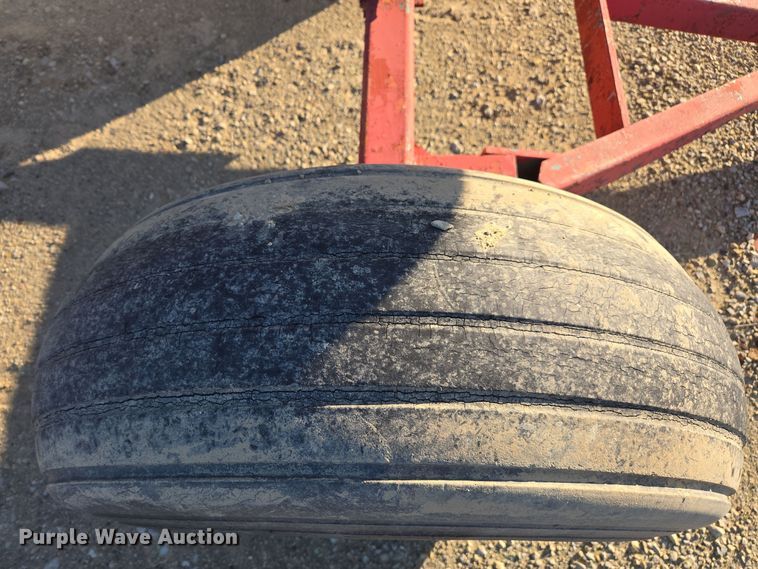 image for item EE7962 Vistron NH3 tank trailer