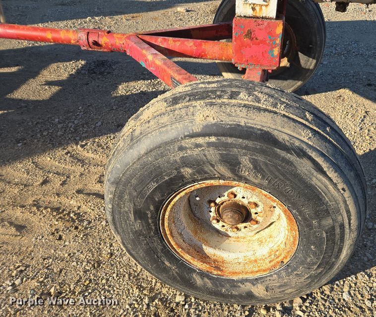 image for item EE7962 Vistron NH3 tank trailer