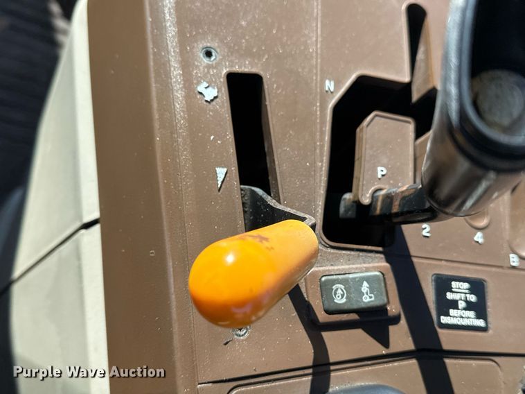 image for item EG2337 John Deere 6415 MFWD tractor