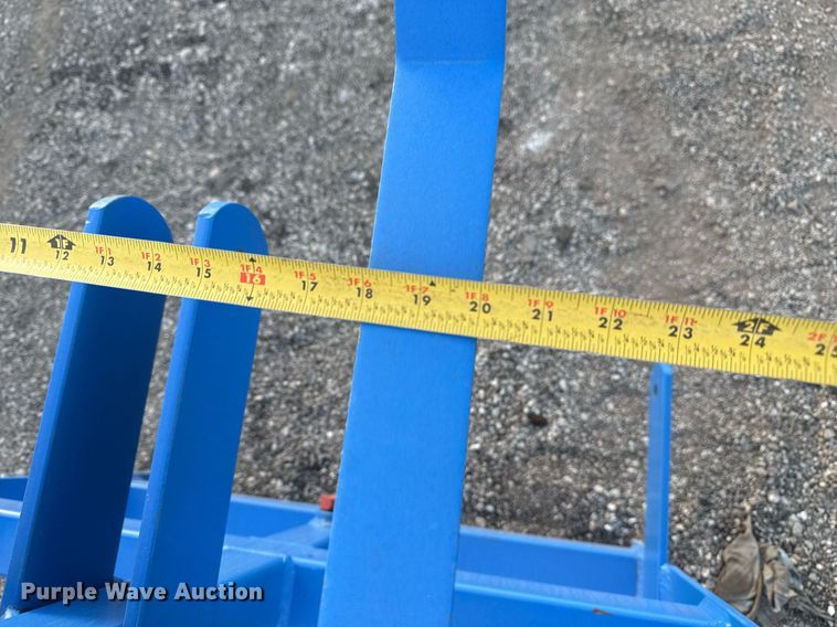 image for item EG2363 Bale spear