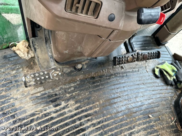 image for item EG6994 1997 John Deere 7410 MFWD tractor