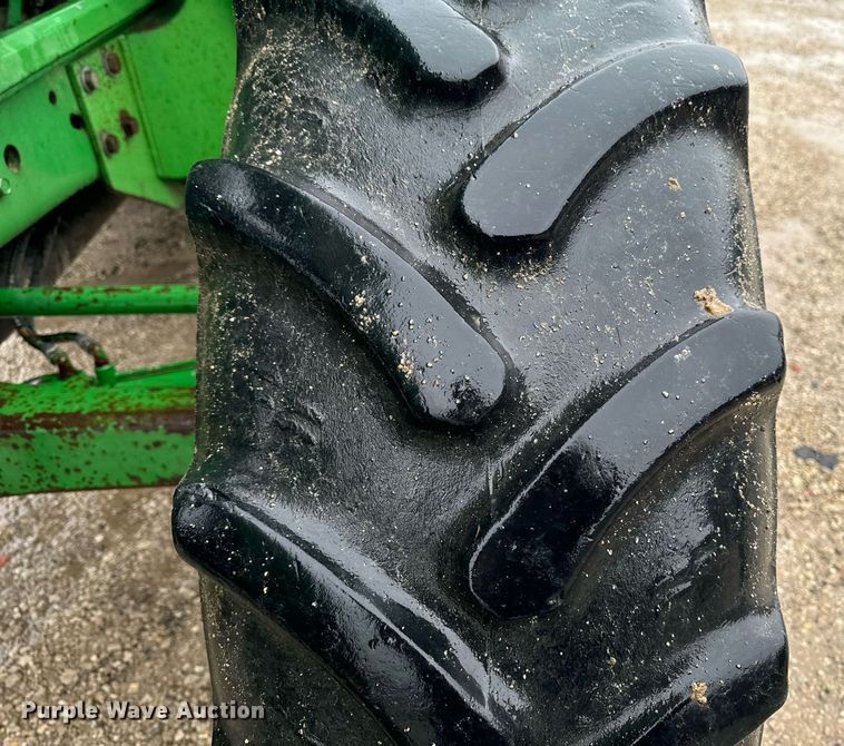 image for item EG6994 1997 John Deere 7410 MFWD tractor